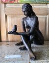 images/galerie/sculptures/Julie-Leclerc-sculpture-la-jeune-fille-et-oiseau.jpg